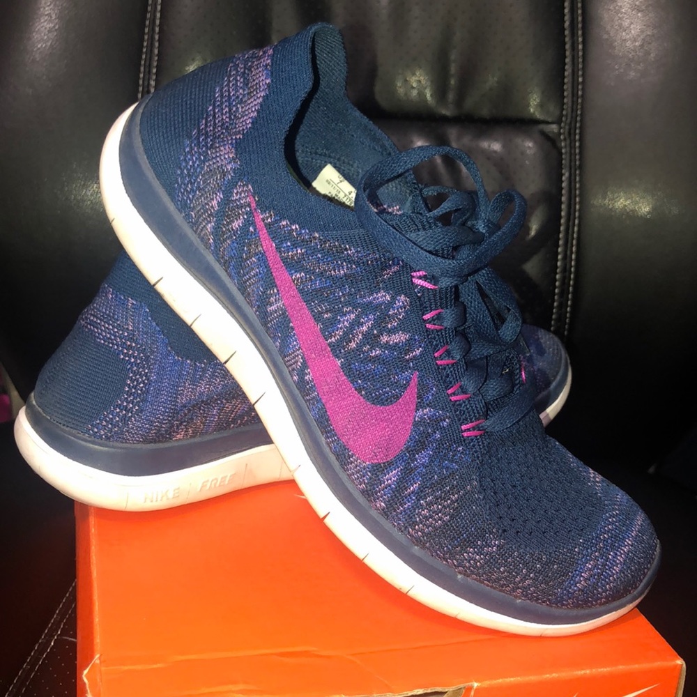 Nike Free 4.0 Flyknit size 7 blue/fuchsia